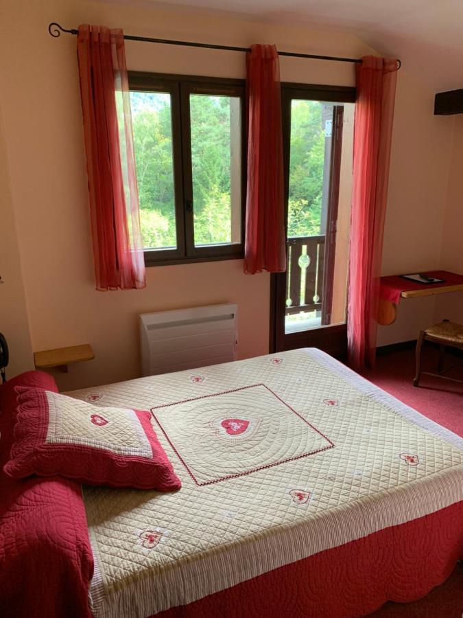 La Cascade Hotel Grand-Aigueblanche Eksteriør billede